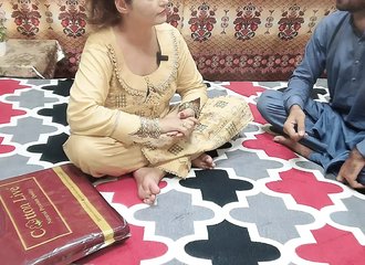 Femme indienne trompée par son mari découvre la trahison et se laisse séduire par l'ami de son époux - Audio en hindi clair